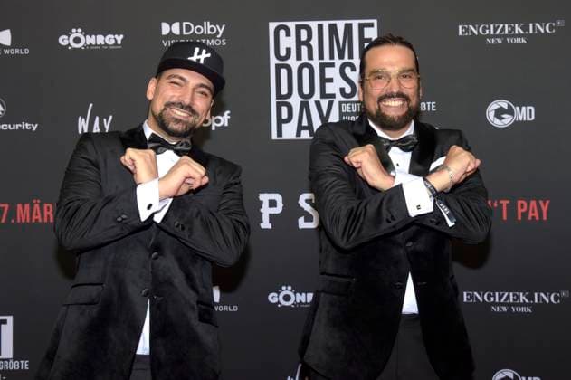 Entertainment Themen der Woche KW09 Ekrem Engizek und Timo Joh. Mayer bei der Premiere des Kinofilms Haps - Crime Doesn t Pay im Kino Cubix. Berlin, 27.02.2025 *** Ekrem Engizek and Timo Joh Mayer at the premiere of the feature film Haps Crime Doesn t Pay at the Cubix cinema in Berlin, 27 02 2025 Foto:xM.xBehrensx xFuturexImagex haps_5204