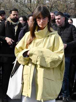 Milan, Milan Women s Fashion Week: Fall Winter 2025 - Tod s Show - Arrivals. Pictured: Alison Toby  Copyright: xManuelexMangiarottix xipa-agency.netx xManuelexMangiarottix IPA_Agency_IPA54689775