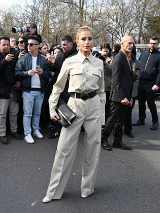 Milan, Milan Women s Fashion Week: Fall Winter 2025 - Tod s Fashion Show - Arrivals Milan, Milan Women s Fashion Week: Fall Winter 2025 - Tod s Fashion Show - Arrivals. Pictured: Caro Daur Milan  Copyright: xIPA ABACAx