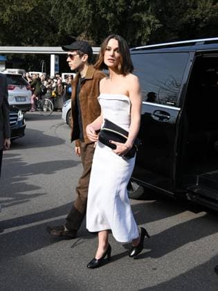 Milan: Milan, Milan Women s Fashion Week: Fall Winter 2025 - Tod s Fashion Show - Arrivals. Pictured: Keira Knightley Milan  - ZUMAp169 20250228_zea_p169_749 Copyright: xManuelexMangiarottix