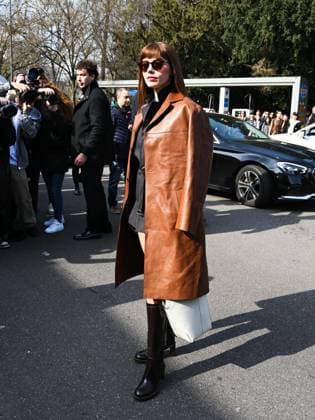 Milan: Milan, Milan Women s Fashion Week: Fall Winter 2025 - Tod s Fashion Show - Arrivals. Pictured: Annalisa Cantante Sciarrone Milan  - ZUMAp169 20250228_zea_p169_687 Copyright: xManuelexMangiarottix