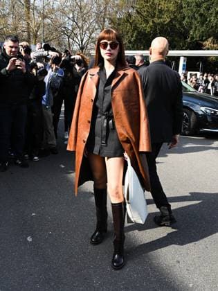 Milan: Milan, Milan Women s Fashion Week: Fall Winter 2025 - Tod s Fashion Show - Arrivals. Pictured: Annalisa Cantante Sciarrone Milan  - ZUMAp169 20250228_zea_p169_690 Copyright: xManuelexMangiarottix