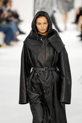 Sportmax Ready to wear fall winter 2025:26 MILAN February 2025 Sportmax Ready to wear fall winter 2025:26 MILAN February 2025, Credit:Zeppelin Avalon  Copyright: xZeppelinx xAvalonx 0970145066
