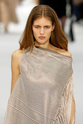 Sportmax Ready to wear fall winter 2025:26 MILAN February 2025 Sportmax Ready to wear fall winter 2025:26 MILAN February 2025, Credit:Zeppelin Avalon  Copyright: xZeppelinx xAvalonx 0970145427