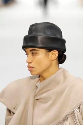 Sportmax Ready to wear fall winter 2025:26 MILAN February 2025 Sportmax Ready to wear fall winter 2025:26 MILAN February 2025, Credit:Zeppelin Avalon  Copyright: xZeppelinx xAvalonx 0970145513