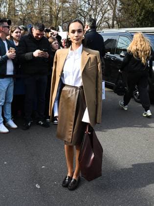 Milan: Milan, Milan Women s Fashion Week: Fall Winter 2025 - Tod s Fashion Show - Arrivals. Pictured: Blanca Arimany Milan  - ZUMAp169 20250228_zea_p169_776 Copyright: xManuelexMangiarottix