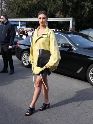 Milan: Milan, Milan Women s Fashion Week: Fall Winter 2025 - Tod s Fashion Show - Arrivals. Pictured: Carmella Rose Milan  - ZUMAp169 20250228_zea_p169_778 Copyright: xManuelexMangiarottix