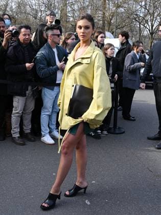 Milan: Milan, Milan Women s Fashion Week: Fall Winter 2025 - Tod s Fashion Show - Arrivals. Pictured: Carmella Rose Milan  - ZUMAp169 20250228_zea_p169_781 Copyright: xManuelexMangiarottix