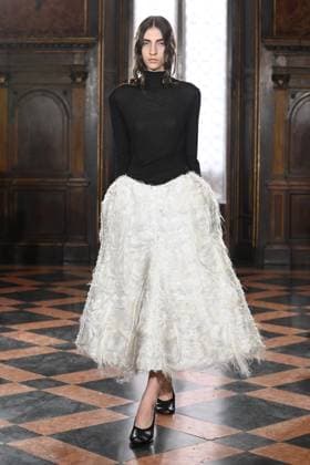 Milan, Milan Women s Fashion Week: Fall Winter 2025 - Women s Fashion, Fall Winter 2025.- Institution by Galib Gassanoff fashion show - catwalk. in the photo: model  Copyright: xSimonaxChiocciax xipa-agency.netx xSimonaxChiocciax IPA_Agency_IPA54709243