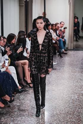Milan, Milan Women s Fashion Week: Fall Winter 2025 - Women s Fashion, Fall Winter 2025 - Elisabetta Franchi Fashion Show - Catwalk. In the photo: Model  Copyright: xAlessandroxBremecx xipa-agency.netx xx IPA_Agency_IPA54713109