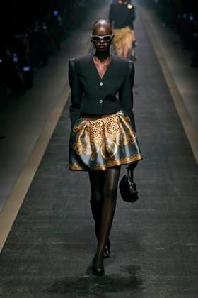 Versace Ready to wear fall winter 2025:26 MILAN February 2025 Versace Ready to wear fall winter 2025:26 MILAN February 2025, Credit:Zeppelin Avalon  Copyright: xZeppelinx xAvalonx 0970440351