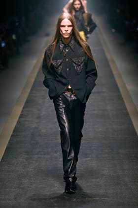 Versace Ready to wear fall winter 2025:26 MILAN February 2025 Versace Ready to wear fall winter 2025:26 MILAN February 2025, Credit:Zeppelin Avalon  Copyright: xZeppelinx xAvalonx 0970440726