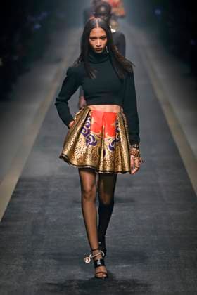 Versace Ready to wear fall winter 2025:26 MILAN February 2025 Versace Ready to wear fall winter 2025:26 MILAN February 2025, Credit:Zeppelin Avalon  Copyright: xZeppelinx xAvalonx 0970441280