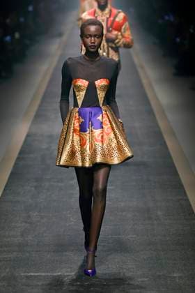 Versace Ready to wear fall winter 2025:26 MILAN February 2025 Versace Ready to wear fall winter 2025:26 MILAN February 2025, Credit:Zeppelin Avalon  Copyright: xZeppelinx xAvalonx 0970441377