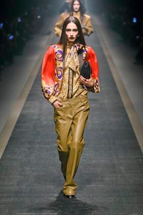 Versace Ready to wear fall winter 2025:26 MILAN February 2025 Versace Ready to wear fall winter 2025:26 MILAN February 2025, Credit:Zeppelin Avalon  Copyright: xZeppelinx xAvalonx 0970441524