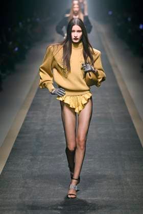 Versace Ready to wear fall winter 2025:26 MILAN February 2025 Versace Ready to wear fall winter 2025:26 MILAN February 2025, Credit:Zeppelin Avalon  Copyright: xZeppelinx xAvalonx 0970441573