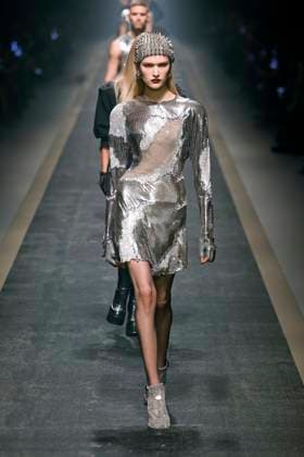 Versace Ready to wear fall winter 2025:26 MILAN February 2025 Versace Ready to wear fall winter 2025:26 MILAN February 2025, Credit:Zeppelin Avalon  Copyright: xZeppelinx xAvalonx 0970444347