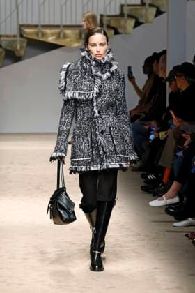 Tods Ready to wear fall winter 2025:26 MILAN February 2025 Tods Ready to wear fall winter 2025:26 MILAN February 2025, Credit:Zeppelin Avalon  Copyright: xZeppelinx xAvalonx 0970445917