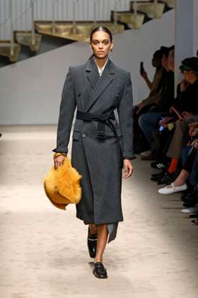 Tods Ready to wear fall winter 2025:26 MILAN February 2025 Tods Ready to wear fall winter 2025:26 MILAN February 2025, Credit:Zeppelin Avalon  Copyright: xZeppelinx xAvalonx 0970446245