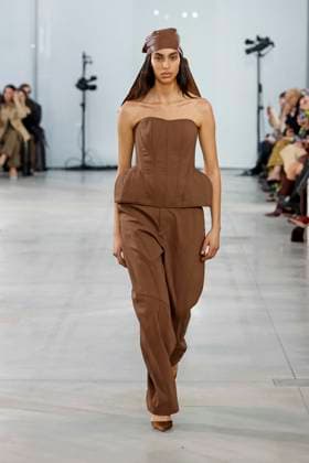 Giuseppe di Morabito Ready to wear fall winter 2025:26 MILAN February 2025 Giuseppe di Morabito Ready to wear fall winter 2025:26 MILAN February 2025, Credit:Zeppelin Avalon  Copyright: xZeppelinx xAvalonx 0970449179