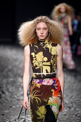 Moschino Ready to wear fall winter 2025:26 MILAN February 2025 Moschino Ready to wear fall winter 2025:26 MILAN February 2025, Credit:Zeppelin Avalon  Copyright: xZeppelinx xAvalonx 0970456968