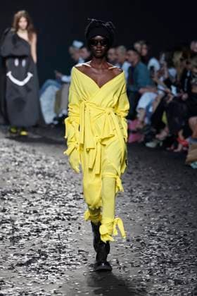 Moschino Ready to wear fall winter 2025:26 MILAN February 2025 Moschino Ready to wear fall winter 2025:26 MILAN February 2025, Credit:Zeppelin Avalon  Copyright: xZeppelinx xAvalonx 0970459016