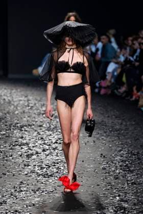 Moschino Ready to wear fall winter 2025:26 MILAN February 2025 Moschino Ready to wear fall winter 2025:26 MILAN February 2025, Credit:Zeppelin Avalon  Copyright: xZeppelinx xAvalonx 0970459930