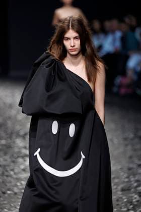 Moschino Ready to wear fall winter 2025:26 MILAN February 2025 Moschino Ready to wear fall winter 2025:26 MILAN February 2025, Credit:Zeppelin Avalon  Copyright: xZeppelinx xAvalonx 0970459176