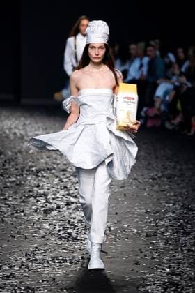 Moschino Ready to wear fall winter 2025:26 MILAN February 2025 Moschino Ready to wear fall winter 2025:26 MILAN February 2025, Credit:Zeppelin Avalon  Copyright: xZeppelinx xAvalonx 0970459350