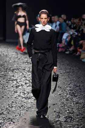 Moschino Ready to wear fall winter 2025:26 MILAN February 2025 Moschino Ready to wear fall winter 2025:26 MILAN February 2025, Credit:Zeppelin Avalon  Copyright: xZeppelinx xAvalonx 0970459853