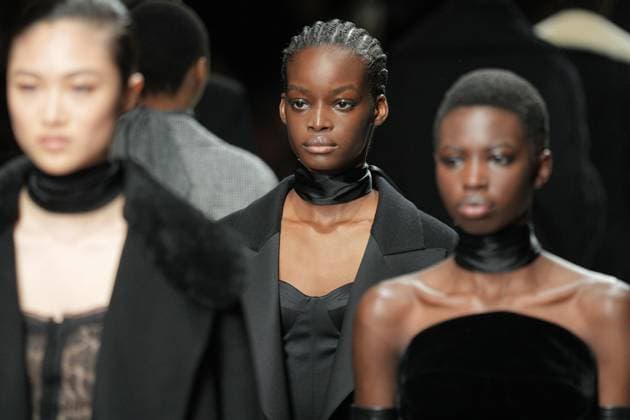 Milan, Milan Women s Fashion Week: Fall Winter 2025 26 - Women s Fashion, Fall Winter 2025 26 - Ermanno Scervino fashion show - fashion show in the photo: Model  Copyright: xRiccardoxGIordanox xipa-agency.netx xRiccardoxGiordanox IPA_Agency_IPA54734314