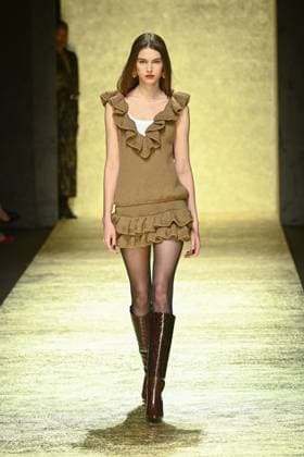 Milan, Milan Women s Fashion Week: Fall Winter 2025 - Luisa Spagnoli Fashion Show - Catwalk Milan, Milan Women s Fashion Week: Fall Winter 2025 - Women s Fashion, Fall Winter 2025.- Luisa Spagnoli fashion show - catwalk. in the photo: model MILAN Italy  Copyright: xIPA ABACAx