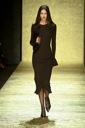 MFW - Luisa Spagnoli Runway A model walks the runway at the Luisa Spagnoli fashion show during the Milan Fashion Week - Womenswear Fall Winter 2025 2026 on March 1, 2025 in Milan, Italy. Photo by Simona Chioccia IPA ABACAPRESS.COM Milan Italy  Copyright: xChiocciaxSimona IPA ABACAx
