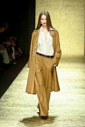 MFW - Luisa Spagnoli Runway A model walks the runway at the Luisa Spagnoli fashion show during the Milan Fashion Week - Womenswear Fall Winter 2025 2026 on March 1, 2025 in Milan, Italy. Photo by Simona Chioccia IPA ABACAPRESS.COM Milan Italy  Copyright: xChiocciaxSimona IPA ABACAx