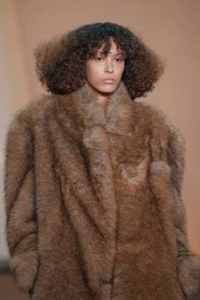 Milan, Milan Women s Fashion Week: Fall Winter 2025 26 - Women s Fashion, Fall Winter 2025 26 - MSGM fashion show - catwalk in the photo: Model  Copyright: xRiccardoxGIordanox xipa-agency.netx xRiccardoxGiordanox IPA_Agency_IPA54759697