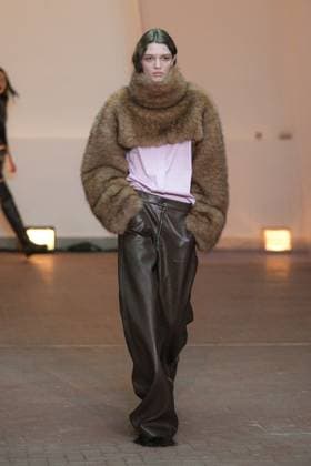 Milan, Milan Women s Fashion Week: Fall Winter 2025 26 - MSGM Fashion Show - Catwalk Milan, Milan Women s Fashion Week: Fall Winter 2025 26 - Women s Fashion, Fall Winter 2025 26 - MSGM fashion show - catwalk in the photo: Model MILAN Italy  Copyright: xIPA ABACAx