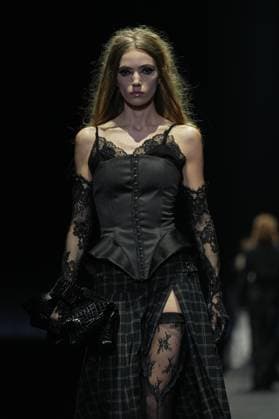 Milan, Milan Women s Fashion Week: Fall Winter 2025 26 - Women s Fashion, Fall Winter 2025 26 - Aniye Records fashion show - catwalk in the photo: Model  Copyright: xRiccardoxGIordanox xipa-agency.netx xRiccardoxGiordanox IPA_Agency_IPA54762109
