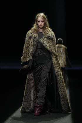 Milan, Milan Women s Fashion Week: Fall Winter 2025 26 - Women s Fashion, Fall Winter 2025 26 - Aniye Records fashion show - catwalk in the photo: Model  Copyright: xRiccardoxGIordanox xipa-agency.netx xRiccardoxGiordanox IPA_Agency_IPA54762085