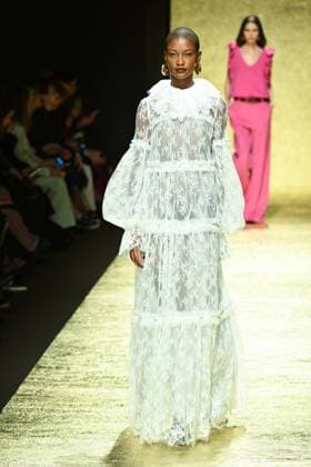 Milan, Milan Women s Fashion Week: Fall Winter 2025 - Women s Fashion, Fall Winter 2025.- Luisa Spagnoli fashion show - catwalk. in the photo: model  Copyright: xSimonaxChiocciax xipa-agency.netx xSimonaxChiocciax IPA_Agency_IPA54763946