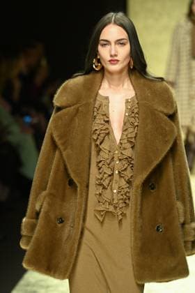 Milan, Milan Women s Fashion Week: Fall Winter 2025 - Women s Fashion, Fall Winter 2025.- Luisa Spagnoli fashion show - catwalk. in the photo: model  Copyright: xSimonaxChiocciax xipa-agency.netx xSimonaxChiocciax IPA_Agency_IPA54763963