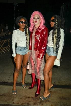 Milan, Milan Women s Fashion Week: Fall Winter 2025 - Women s Fashion, Fall Winter 2025.- Fiorucci fashion show - guests. in the photo: Polly, Pamy and Stephanie Glitter  Copyright: xSimonaxChiocciax xipa-agency.netx xSimonaxChiocciax IPA_Agency_IPA54766580