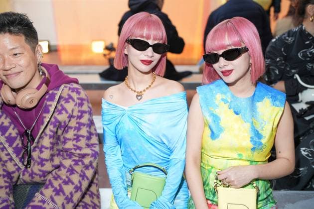 Milan, Milan Women s Fashion Week: Fall Winter 2025 26 - Women s Fashion, Fall Winter 2025 26 - MSGM fashion show - front row in the photo: Ami and Aya Suzuki  Copyright: xRiccardoxGIordanox xipa-agency.netx xRiccardoxGiordanox IPA_Agency_IPA54766944