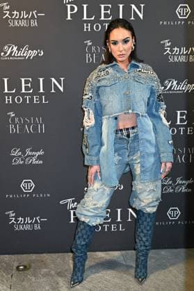 Milan, Milan Women s Fashion Week: Fall Winter 2025 - Women s Fashion, Fall Winter 2025.- Plein fashion show - guests. in the photo: Lorah  Copyright: xSimonaxChiocciax xipa-agency.netx xSimonaxChiocciax IPA_Agency_IPA54768198