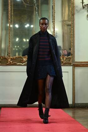 Milan, Milan Women s Fashion Week: Fall Winter 2025 - Women s Fashion, Fall Winter 2025.- Hui fashion show - catwalk. in the photo: model  Copyright: xSimonaxChiocciax xipa-agency.netx xSimonaxChiocciax IPA_Agency_IPA54783529