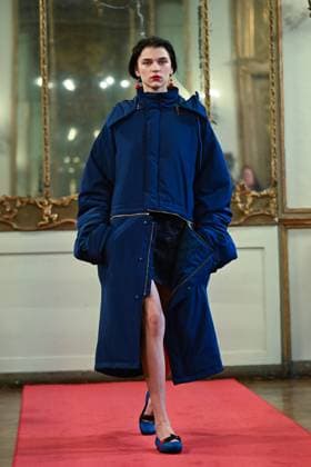 Milan, Milan Women s Fashion Week: Fall Winter 2025 - Women s Fashion, Fall Winter 2025.- Hui fashion show - catwalk. in the photo: model  Copyright: xSimonaxChiocciax xipa-agency.netx xSimonaxChiocciax IPA_Agency_IPA54783546