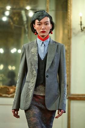 MFW - Hui Runway Models walks for Hui fashion show during Milan Fashion Week in Milan, Italy on March 2, 2025. Photo by Simona Chioccia IPA ABACAPRESS.COM Milan Italy  Copyright: xChiocciaxSimona IPA ABACAx