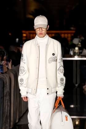 Philipp Plein Ready to wear fall winter 2025:26; MILAN March 2025 Philipp Plein Ready to wear fall winter 2025:26; MILAN March 2025, Credit:Zeppelin Avalon  Copyright: xZeppelinx xAvalonx 0970816072