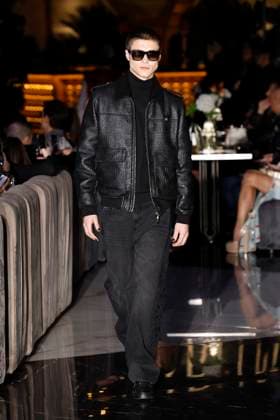 Philipp Plein Ready to wear fall winter 2025:26; MILAN March 2025 Philipp Plein Ready to wear fall winter 2025:26; MILAN March 2025, Credit:Zeppelin Avalon  Copyright: xZeppelinx xAvalonx 0970816486