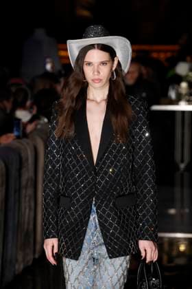 Philipp Plein Ready to wear fall winter 2025:26; MILAN March 2025 Philipp Plein Ready to wear fall winter 2025:26; MILAN March 2025, Credit:Zeppelin Avalon  Copyright: xZeppelinx xAvalonx 0970815936