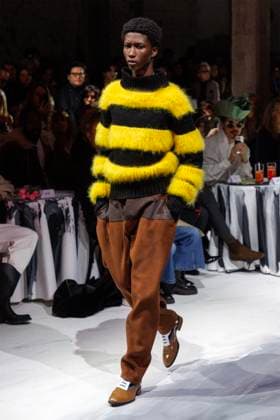 Entertainment Bilder des Tages Marni Ready to wear fall winter 2025:26; MILAN March 2025 Marni Ready to wear fall winter 2025:26; MILAN March 2025, Credit:Zeppelin Avalon  Copyright: xZeppelinx xAvalonx 0971074026